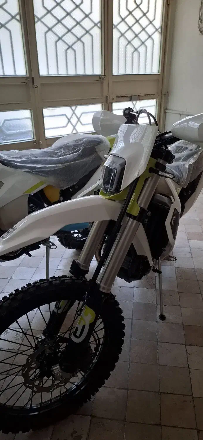 تلرطرح هاسکی ۲۵۰کلاس۶مدل۱۴۰۴خشک همتاز|موتورسیکلت|مشهد, عبادی|دیوار