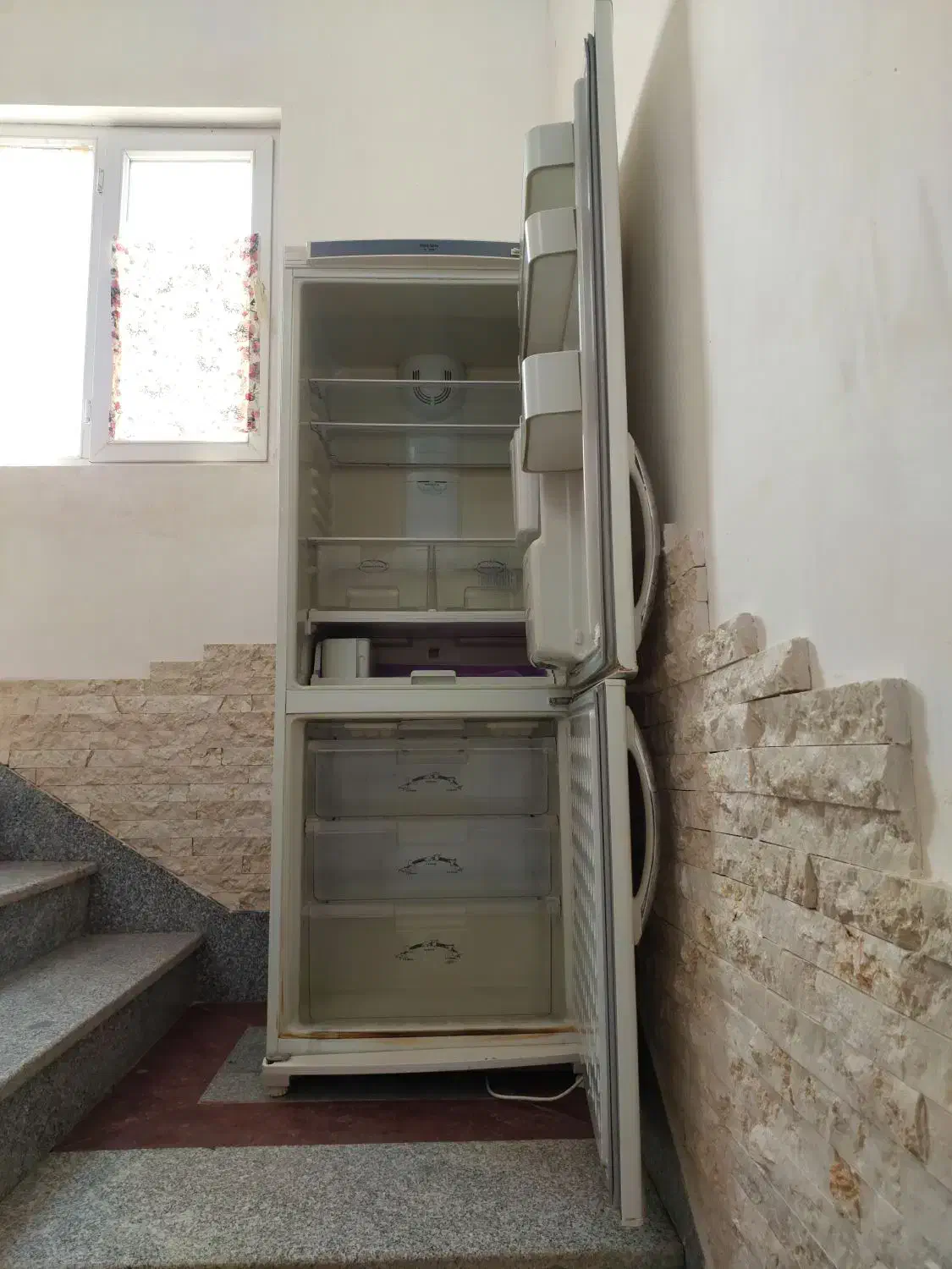 یخچال فریزر سینجر|یخچال و فریزر|قم, انسجام|دیوار