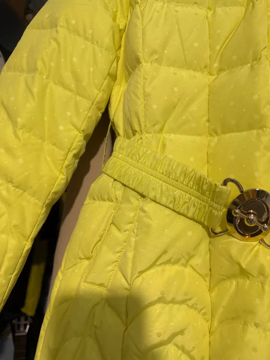 کاپشن خارجی  نو|لباس|گرگان, |دیوار