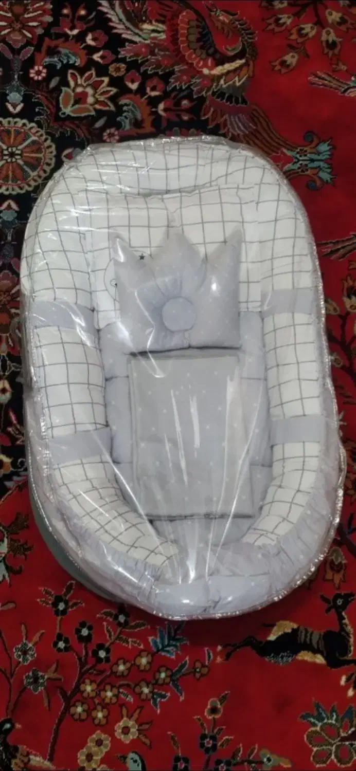 آغوشی و تشک گارد دار|اسباب و اثاث بچه|همدان, |دیوار