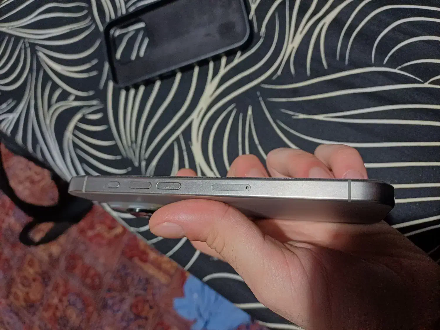 15پرو 256|موبایل|رشت, منظریه|دیوار