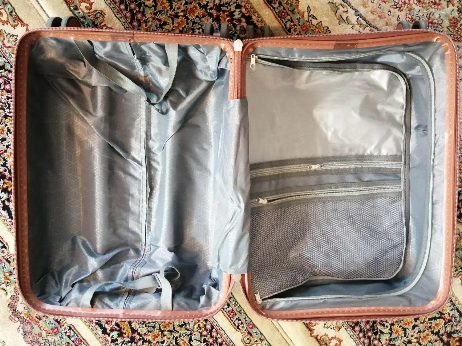 چمدان تک نفره نو|کیف، کفش، کمربند|شاهین‌شهر, شهرک میلاد|دیوار