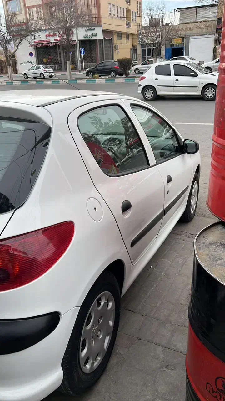 206تمیز خونگی|خودرو سواری و وانت|سیرجان, |دیوار