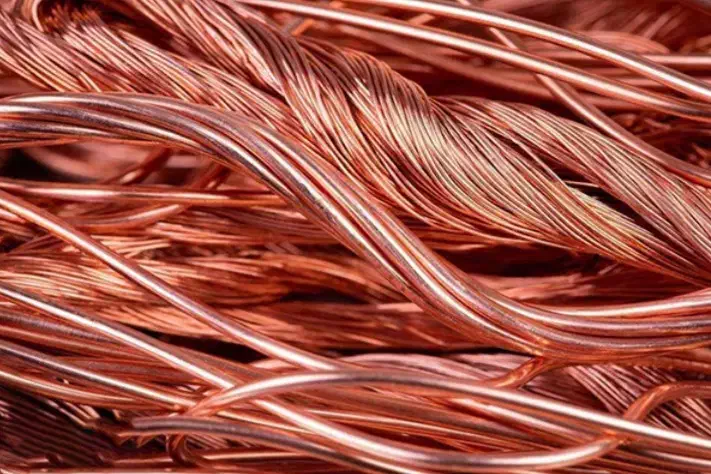 خرید ضایعات آهن قیمت 19000 و ضایعات رنگی|خدمات پیشه و مهارت|قروه, |دیوار