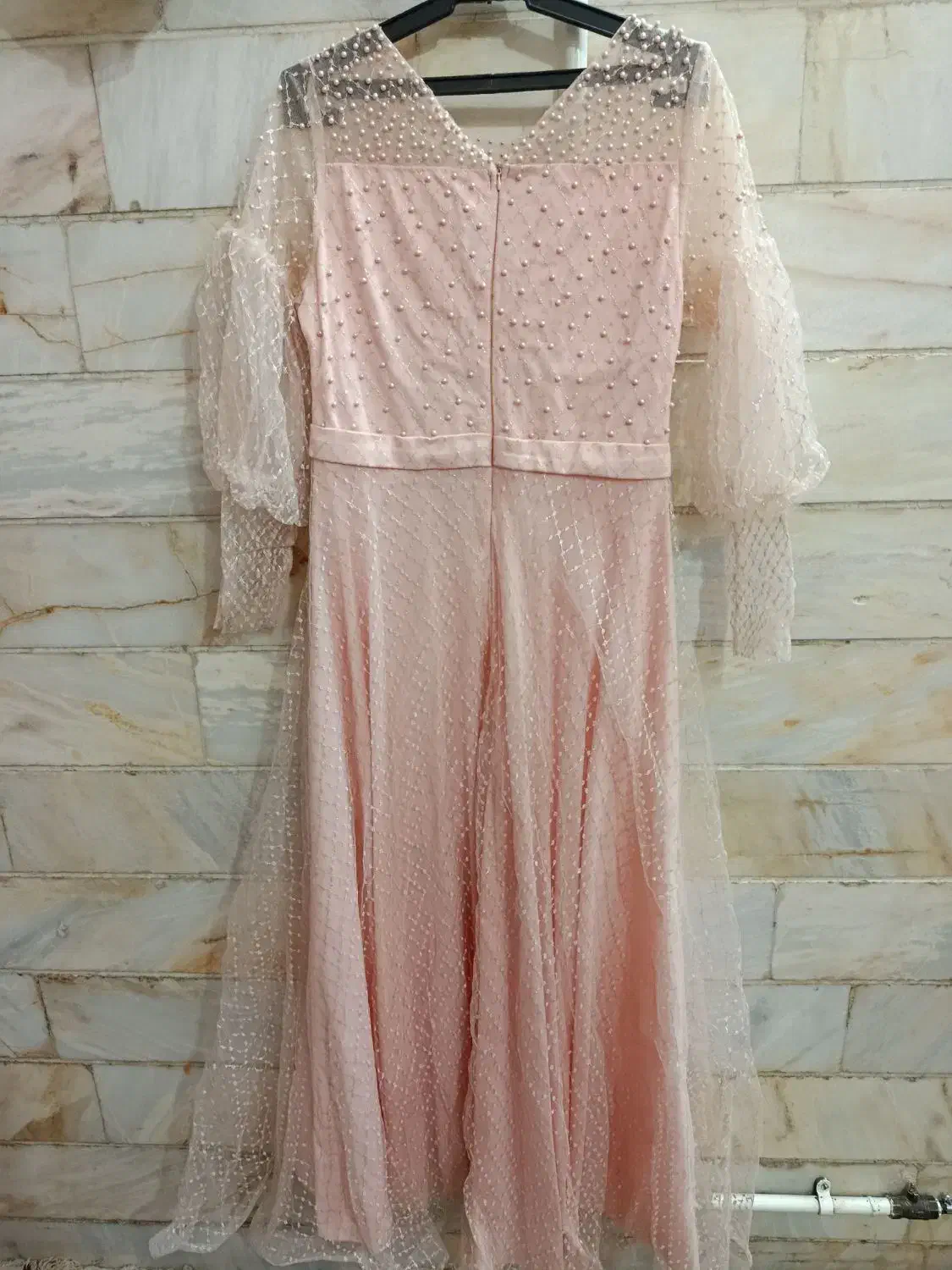 لباس مجلسی|لباس|میبد, |دیوار