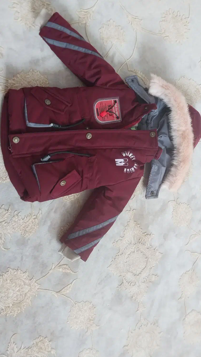 کابشن و لباس بچه|کفش و لباس بچه|فامنین, |دیوار