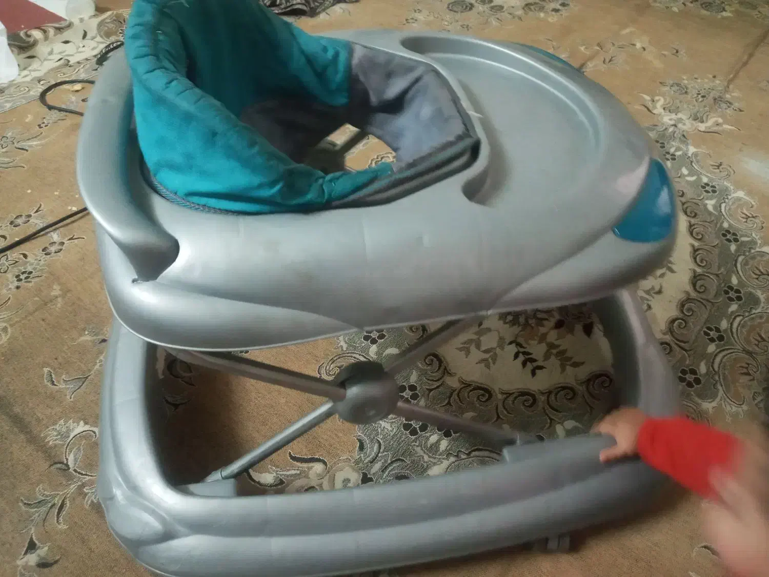 روروئک بچه باکریرکه به صندلی ماشین وصل میشه|کالسکه و لوازم جانبی|شریفآباد, |دیوار