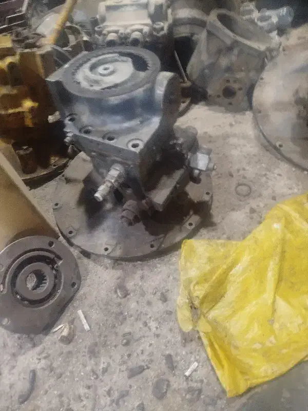 پمپ مادر بیل اطلس|ماشین‌آلات صنعتی|فلاورجان, |دیوار