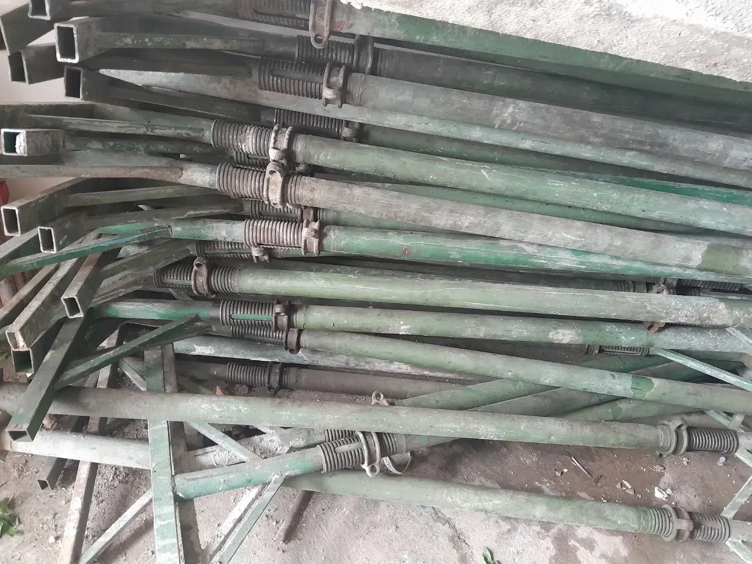 جک زیر سقف|ابزارآلات|الشتر, |دیوار