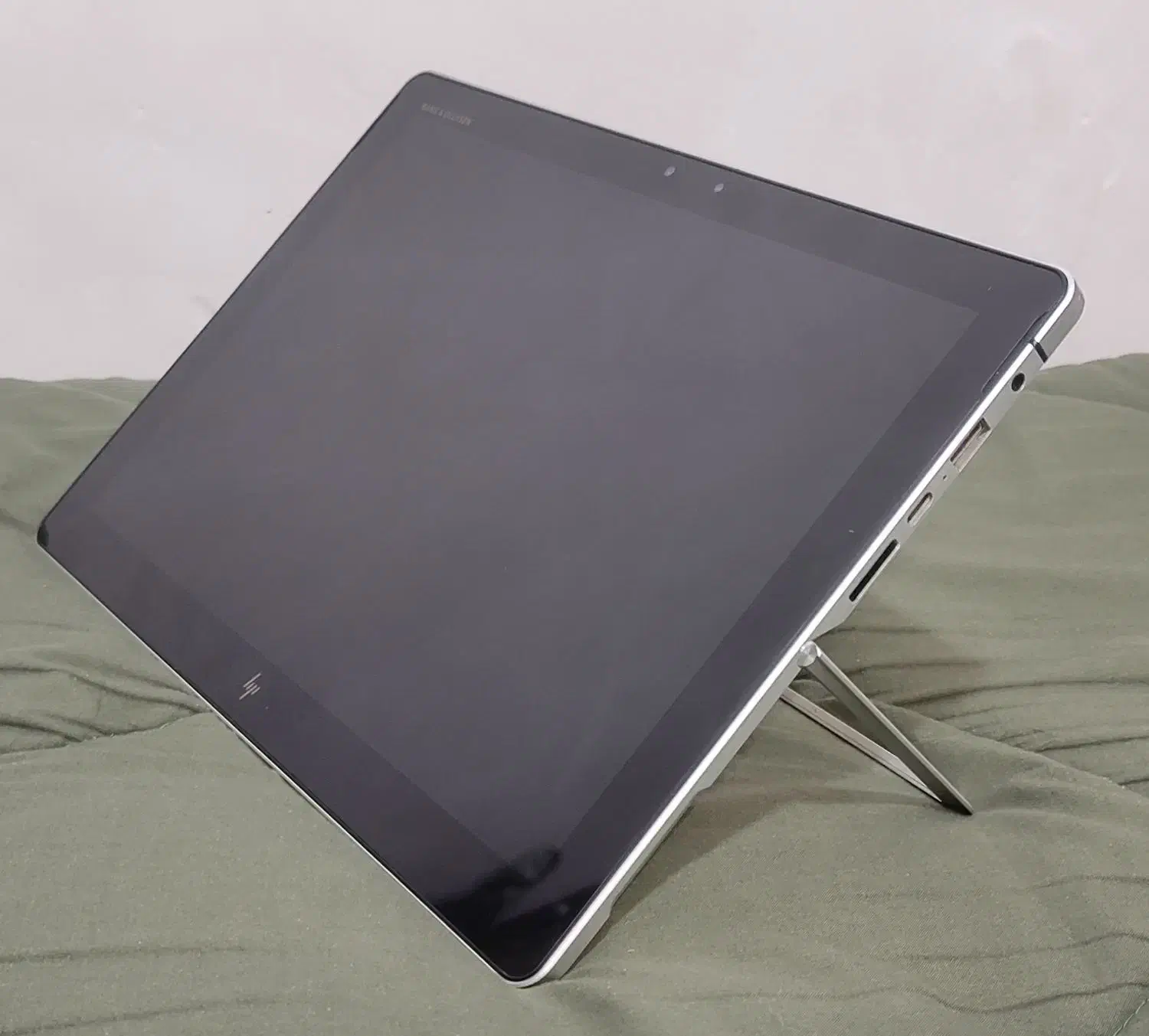 لپ‌تاپ لمسی تبلت سورفیس  HP elite X2 G2 i5|رایانه همراه|مشهد, فدک|دیوار