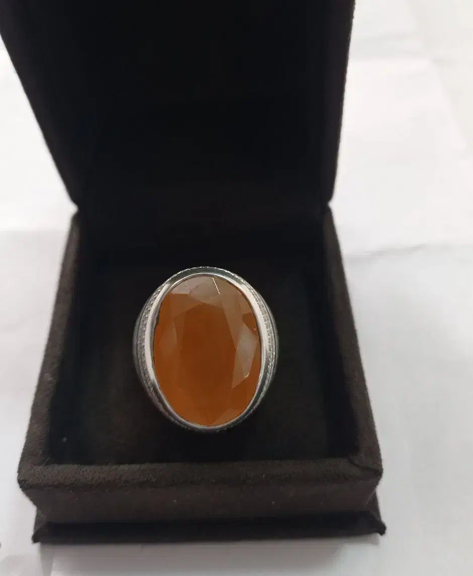 عقیق یمنی عسلی تراش الماسی دو طرفه|جواهرات|تهران, تهرانسر شمالی|دیوار