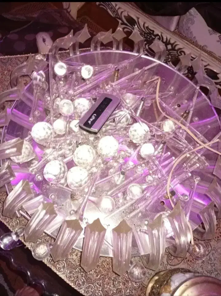 دوعددلوسترهمراه کنترل|لوستر و چراغ آویز|آستارا, |دیوار