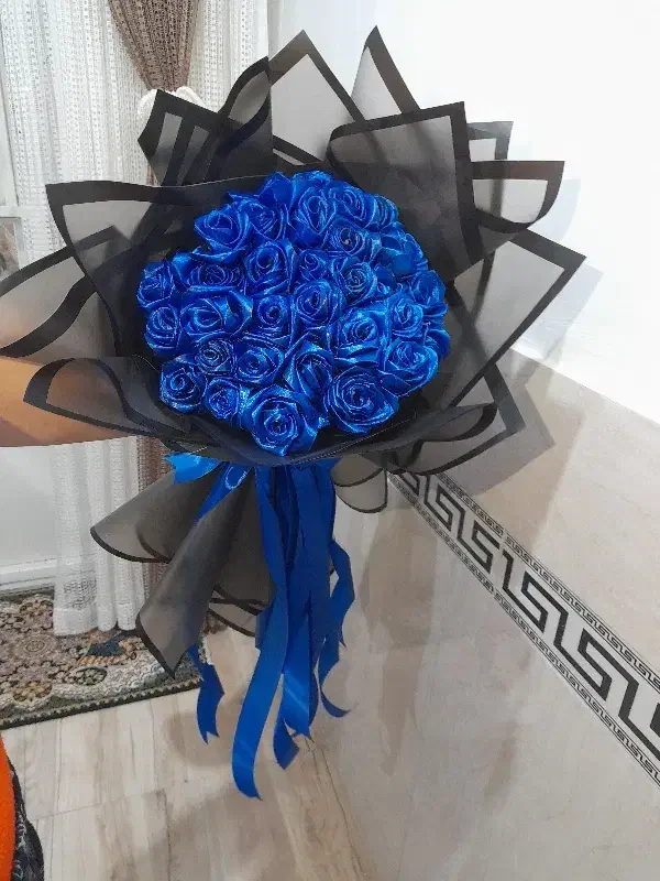 گل با ربان و|گل مصنوعی|چهارباغ, |دیوار