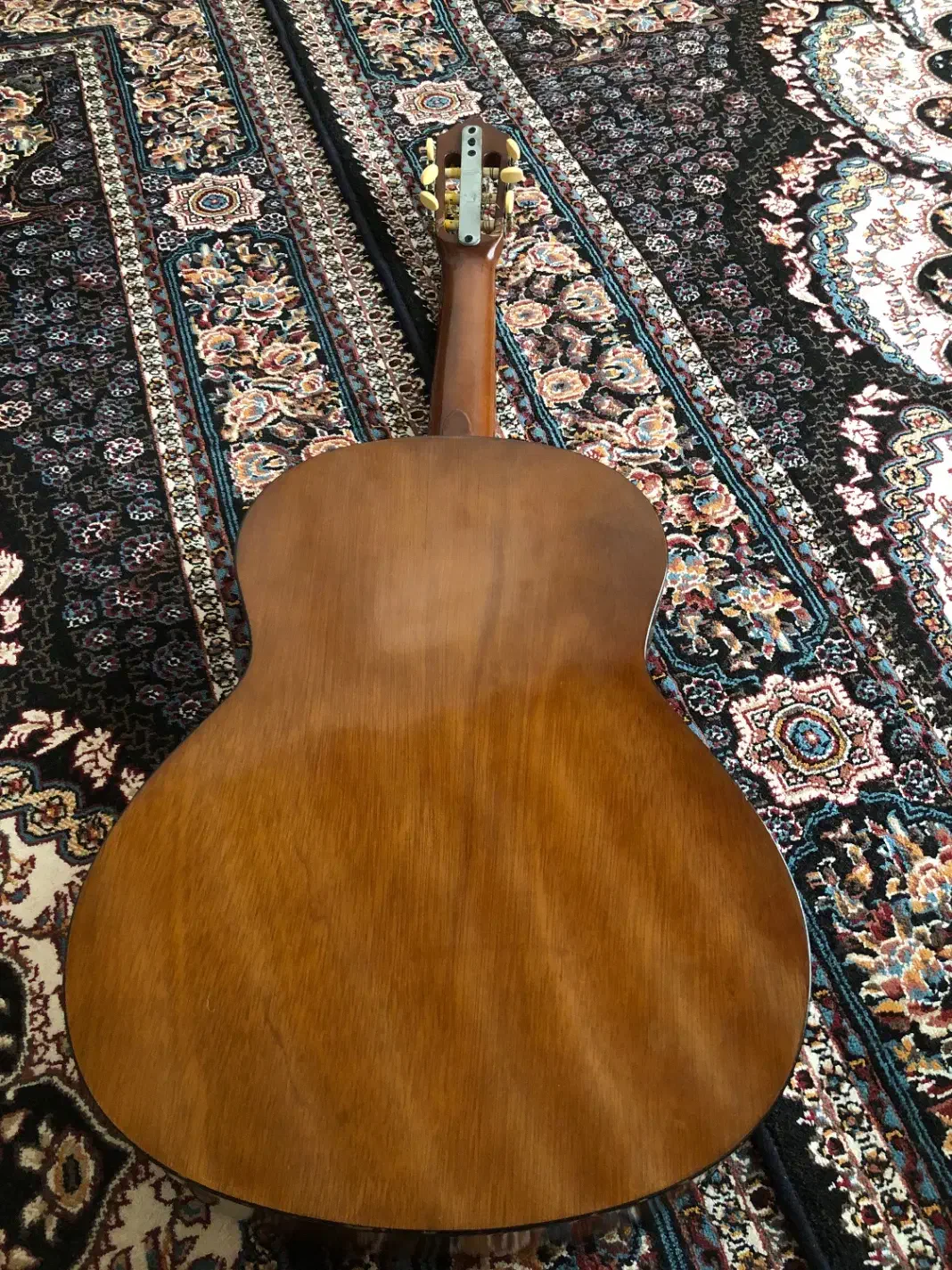 گیتار یاماها c40|گیتار، بیس، امپلیفایر|مریوان, |دیوار