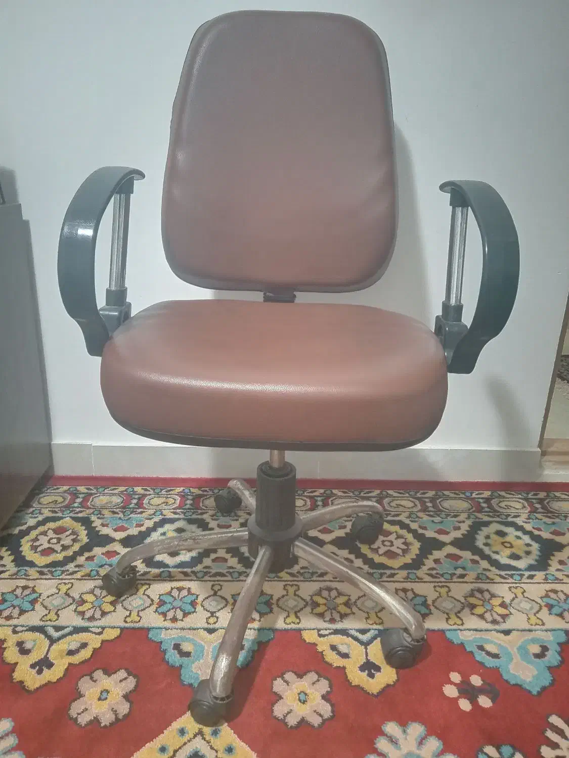 صندلی اداری|مبلمان اداری|لنگرود, |دیوار