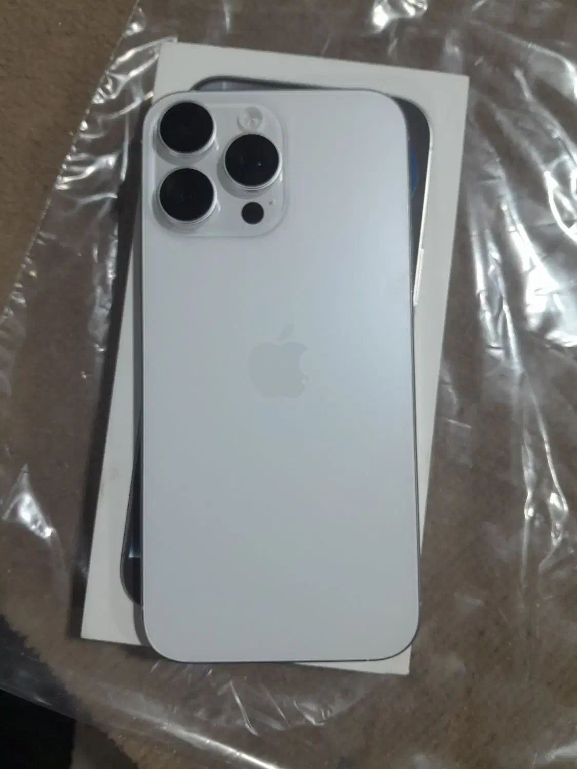 ایفون ۱۶ پرو مکس ۲۵۶ سفید با ریجستر شرکتی نو نو|موبایل|اسلامشهر, شهرک فرهنگیان|دیوار