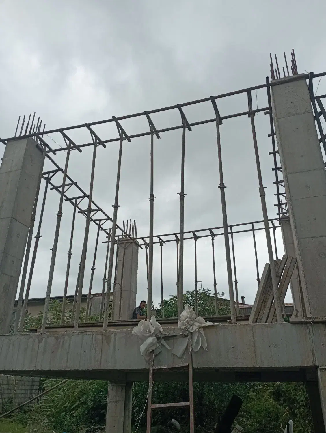 استخدام نیروی فنی در پروژه ساختمانی بندرانزلی|استخدام معماری، عمران و ساختمانی|بندر انزلی, پاسداران|دیوار