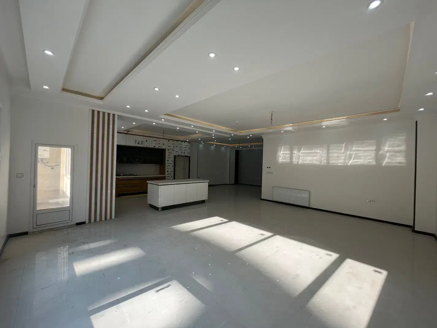 سرتک 195/تک واحدی/کلید نخورده/ املاک وزرا دانشگاه|فروش آپارتمان|قزوین, |دیوار