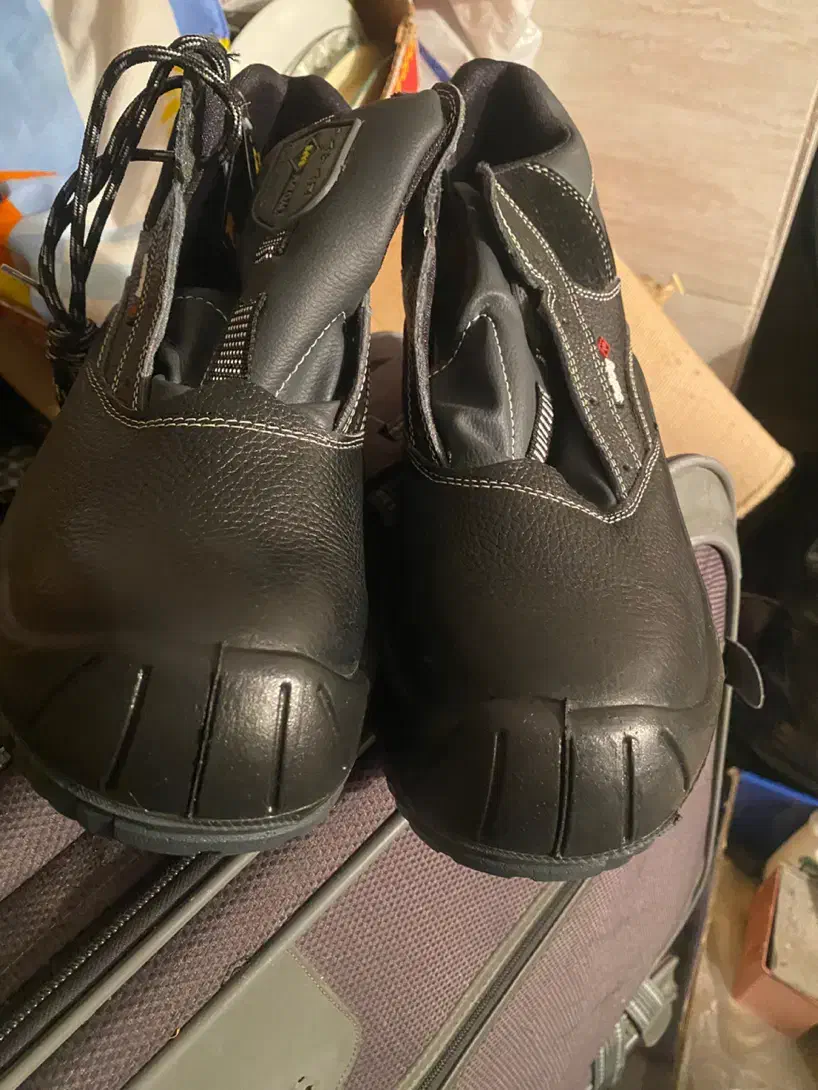 کفش کار ایمنی استاندارد نو|کیف، کفش، کمربند|تهران, باغ فیض|دیوار