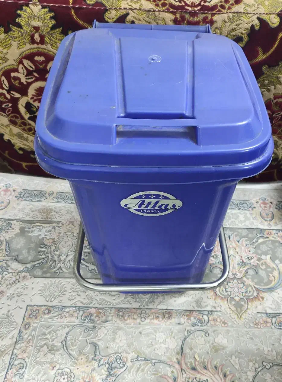 سطل کاربردی پدالی فلزی و پلاستیکی جابرنجی|لوازم نظافت|قم, باجک دو|دیوار