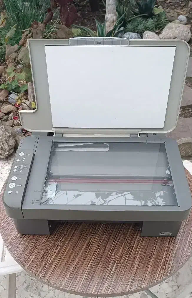 پرینتر برند Epson تمیز کارکرده، مدتی استفاده نشده|پرینتر، اسکنر، کپی، فکس|نشتارود, |دیوار