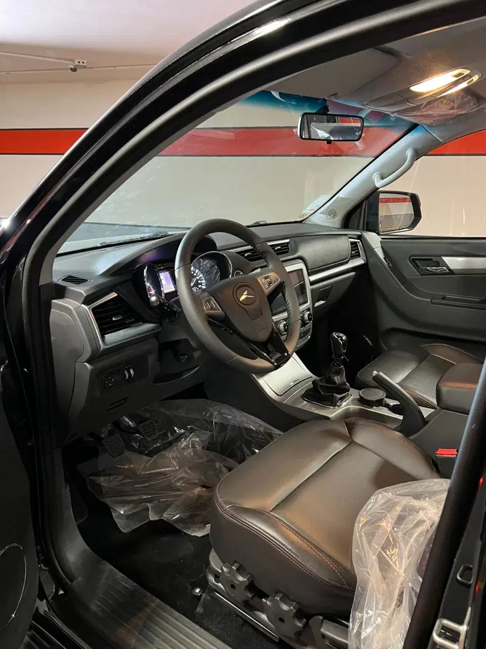 کی ام سی t8|خودرو سواری و وانت|شیراز, قصرالدشت|دیوار