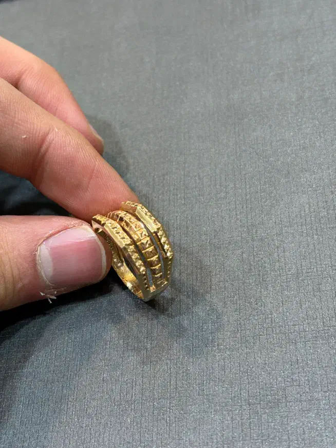 انگشتر طلا درحد نو دارای فاکتور|جواهرات|سقز, |دیوار
