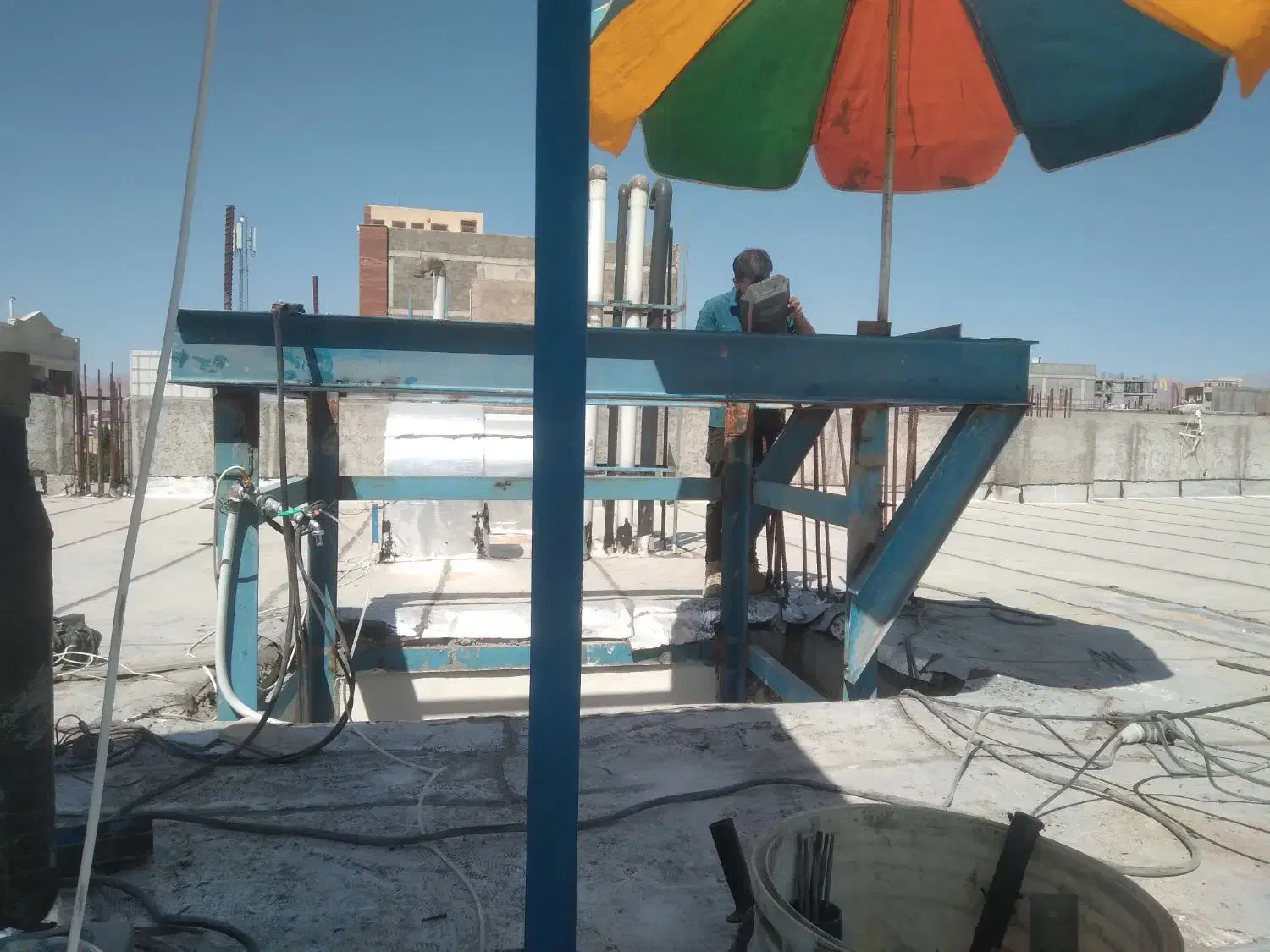 اجرای انواع جوشکاری و خورده کاری|خدمات پیشه و مهارت|کرمان, |دیوار