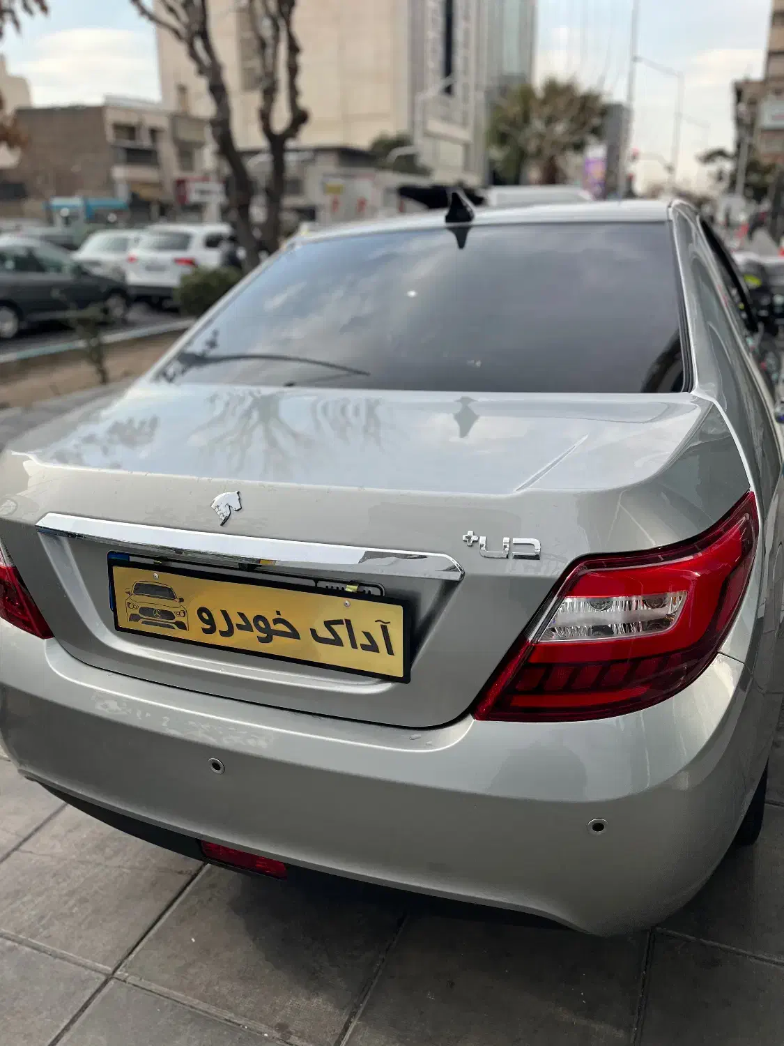 دنا ۶ دنده *۶سرعته صفر دنا بورسی مشکی سفید 1404|خودرو سواری و وانت|تهران, توحید|دیوار