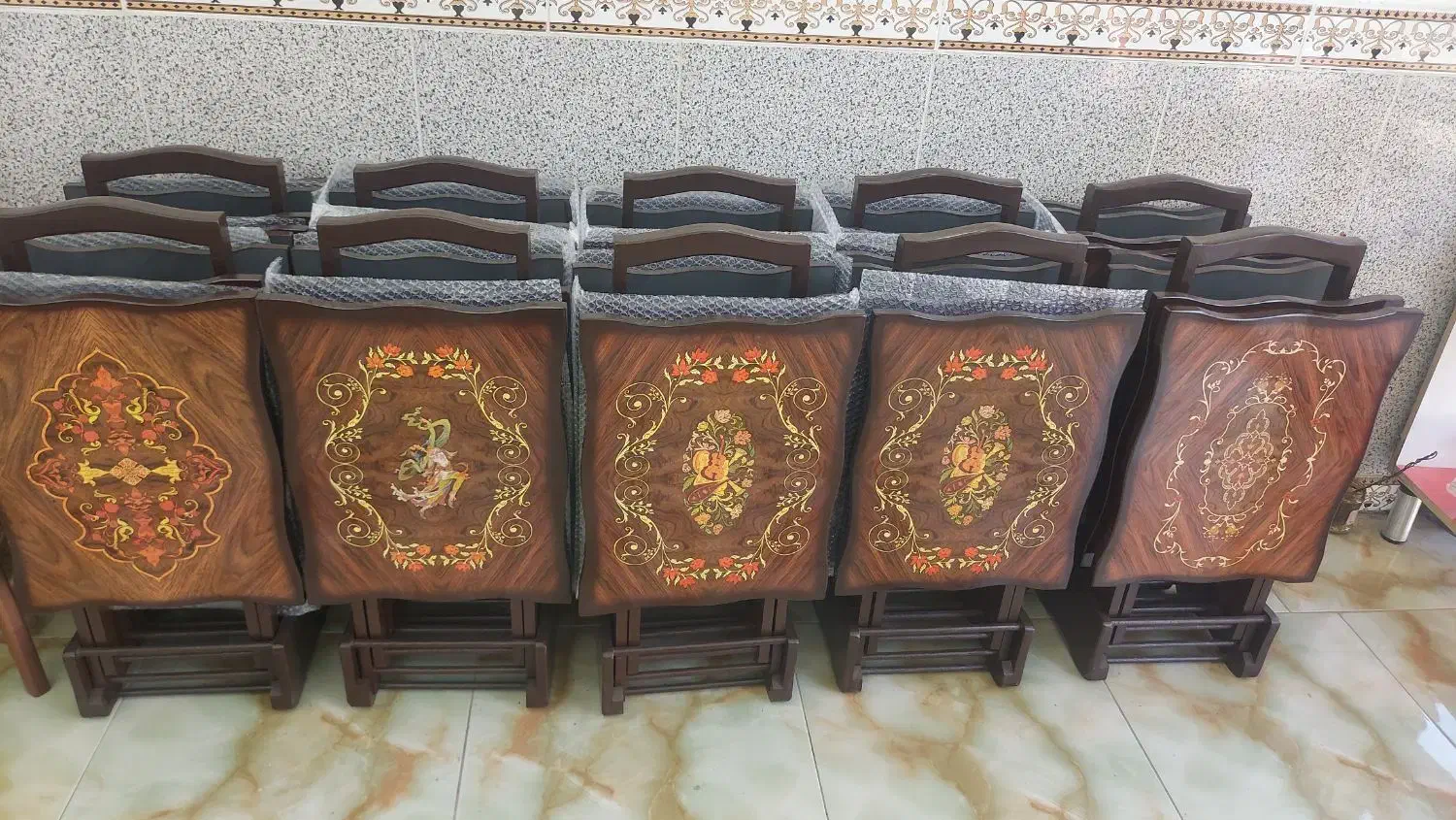 عسلی  تاشو / چمدانی / عمده و خرده / با تخفیف ۳۰٪|مبلمان خانگی و میز عسلی|اردبیل, |دیوار