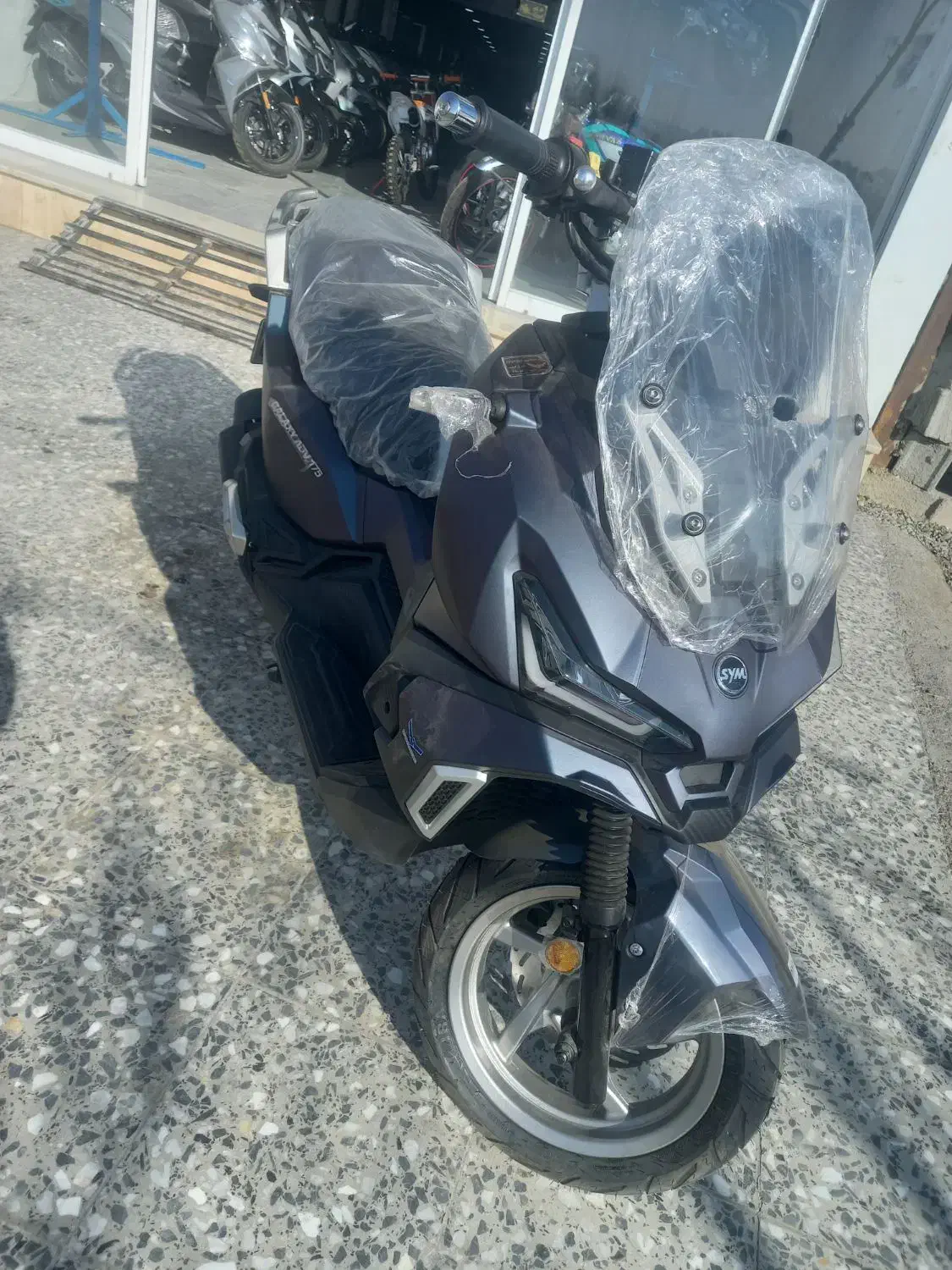 ADV175 SYM طرح هاسکی|موتورسیکلت|چهارباغ, |دیوار