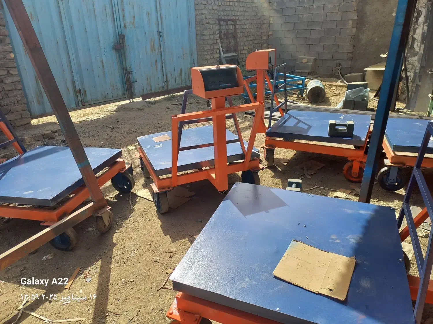 باسکول ۲۰۰و۳۰۰تاشو قیمت همکاری|فروشگاه و مغازه|مهریز, |دیوار