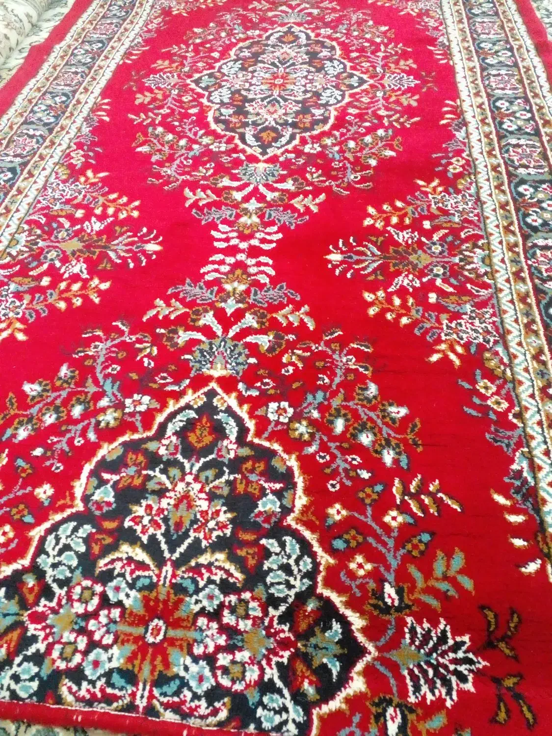 فرش۱۲متری ایلدای کویرتمیز وسالم وکناره تمیز وسالم|فرش|یزد, |دیوار