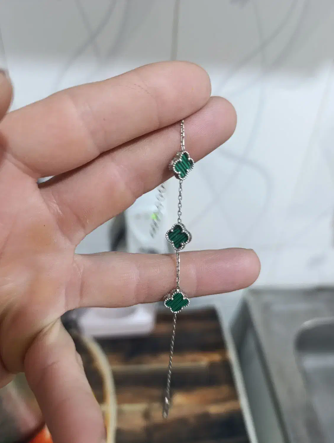 دسبندنقره|جواهرات|قم, ولیعصر|دیوار