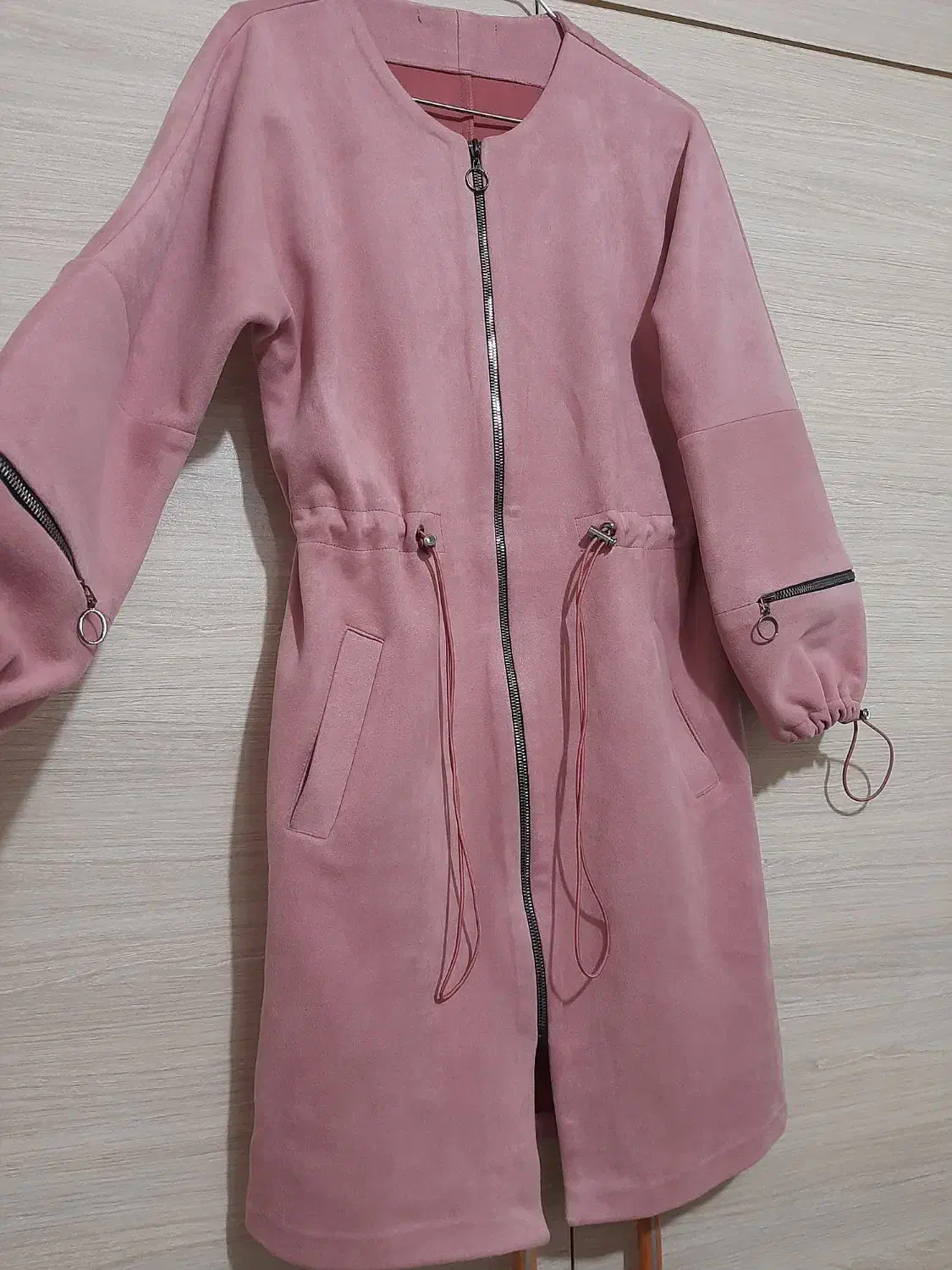 مانتوپاییزه|لباس|اراک, |دیوار