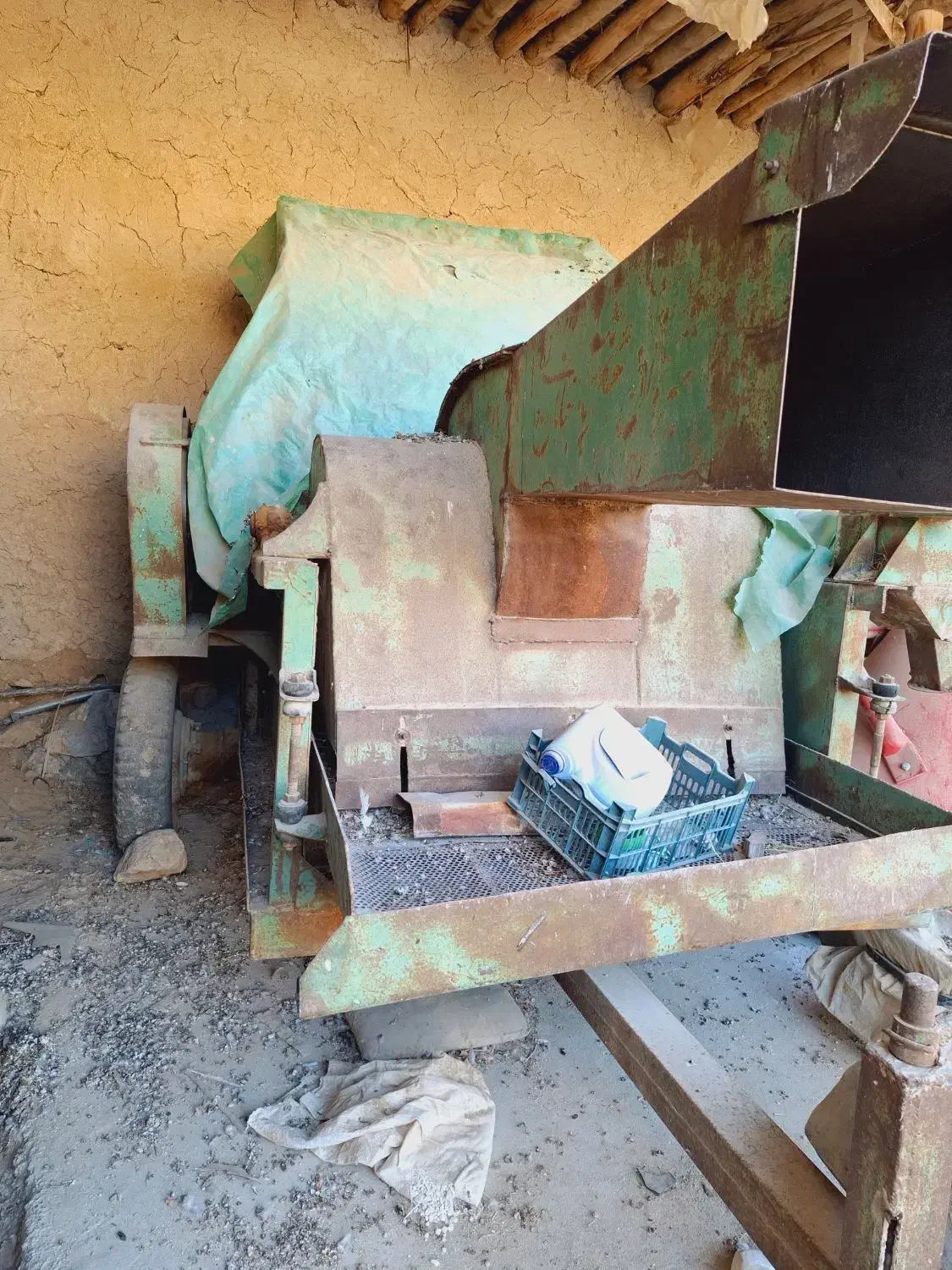 اداوت کشاورزی ، گاوآهن، تریلی، تانکر، خرمنکوب|ماشینآلات صنعتی|شیروان (خراسان), |دیوار