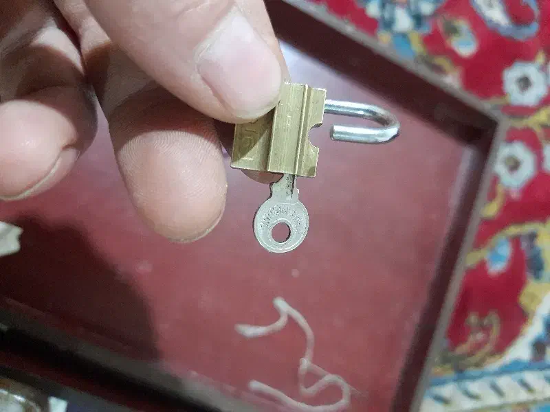 قفل کوچیک|کلکسیون اشیاء عتیقه|مشهد, هنرور|دیوار