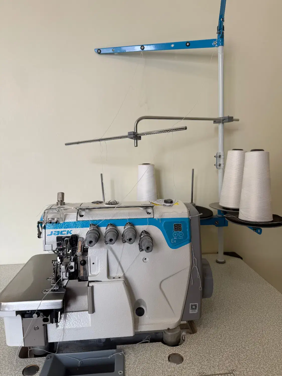 سردوز جک مدل E4|چرخ خیاطی و ریسندگی|مشهد, احمدآباد|دیوار