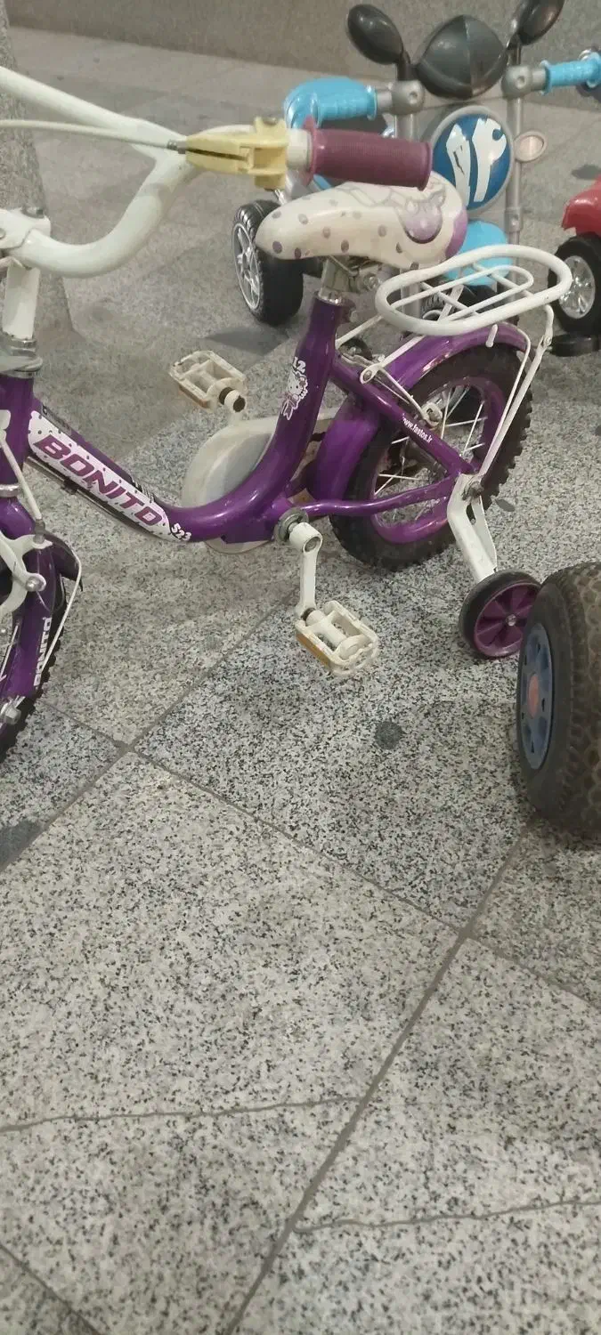 دوچرخه سه چرخه|اسباب‌‌بازی|پاکدشت, پاکدشت (مامازند)|دیوار