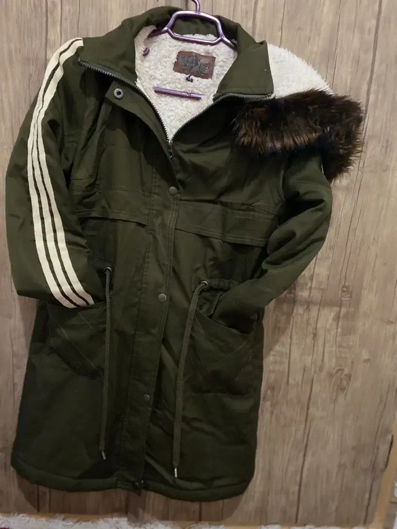 کاپشن|کفش و لباس بچه|قوچان, |دیوار