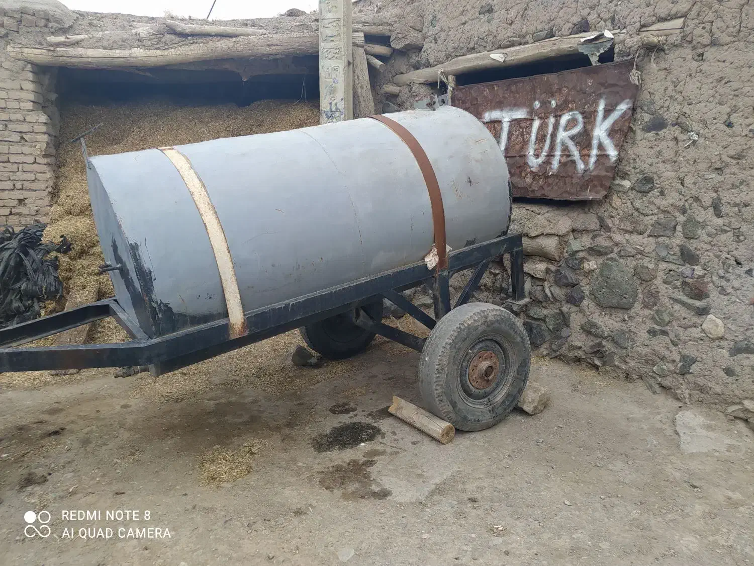 تانکر آب|ماشین‌آلات صنعتی|اهر, |دیوار