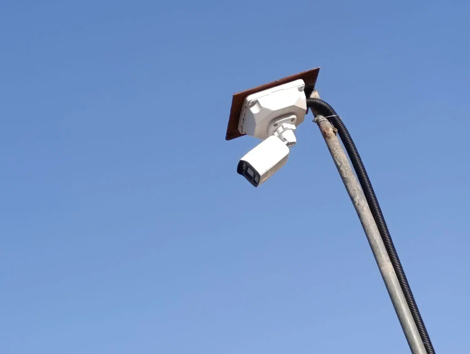 رایگان بهت میگم چه دوربینی بگیری(اقساط بلند مدت)|دوربین مداربسته|اصفهان, خواجو|دیوار