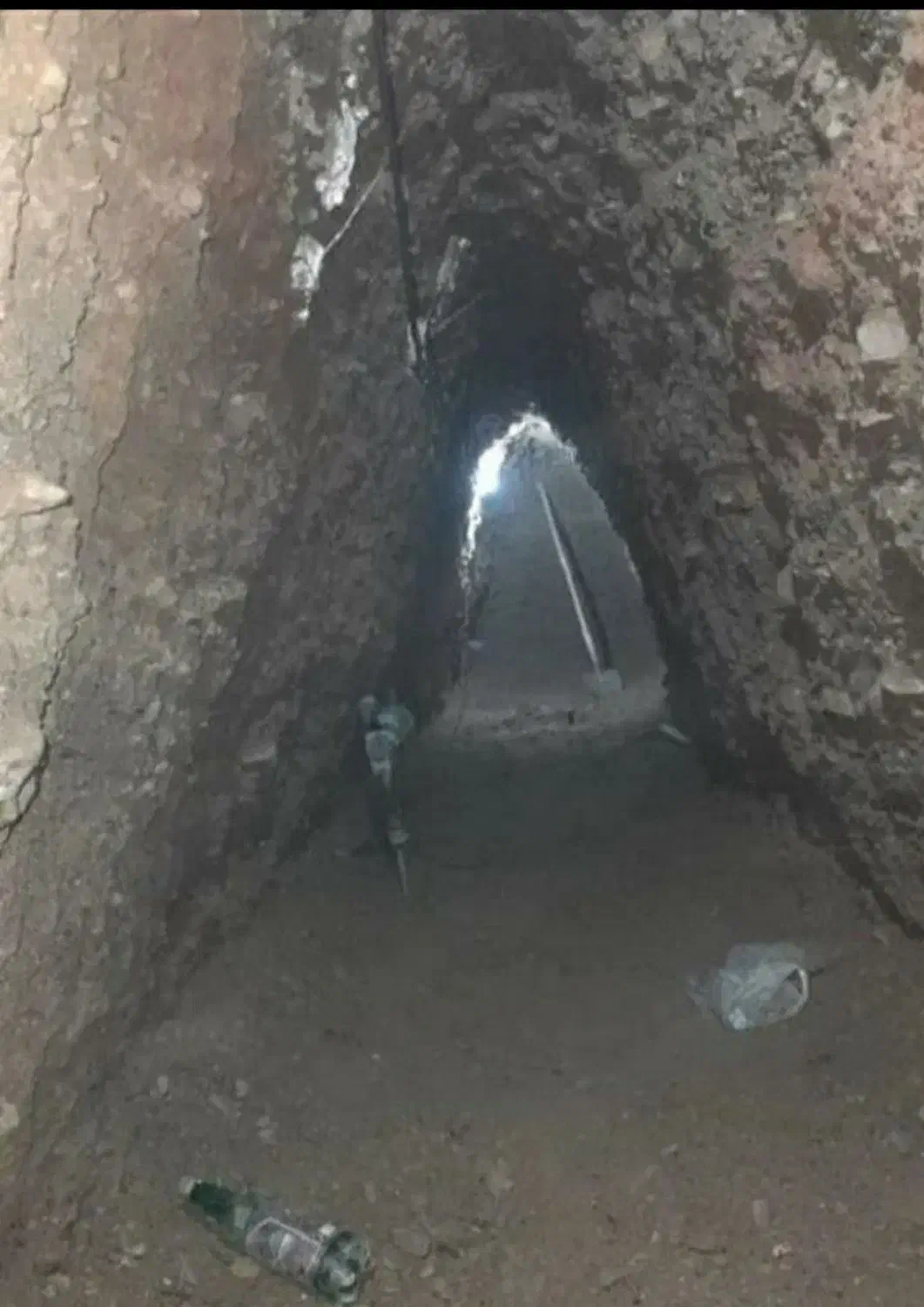 معنی چاه|خدمات پیشه و مهارت|چهارباغ, |دیوار