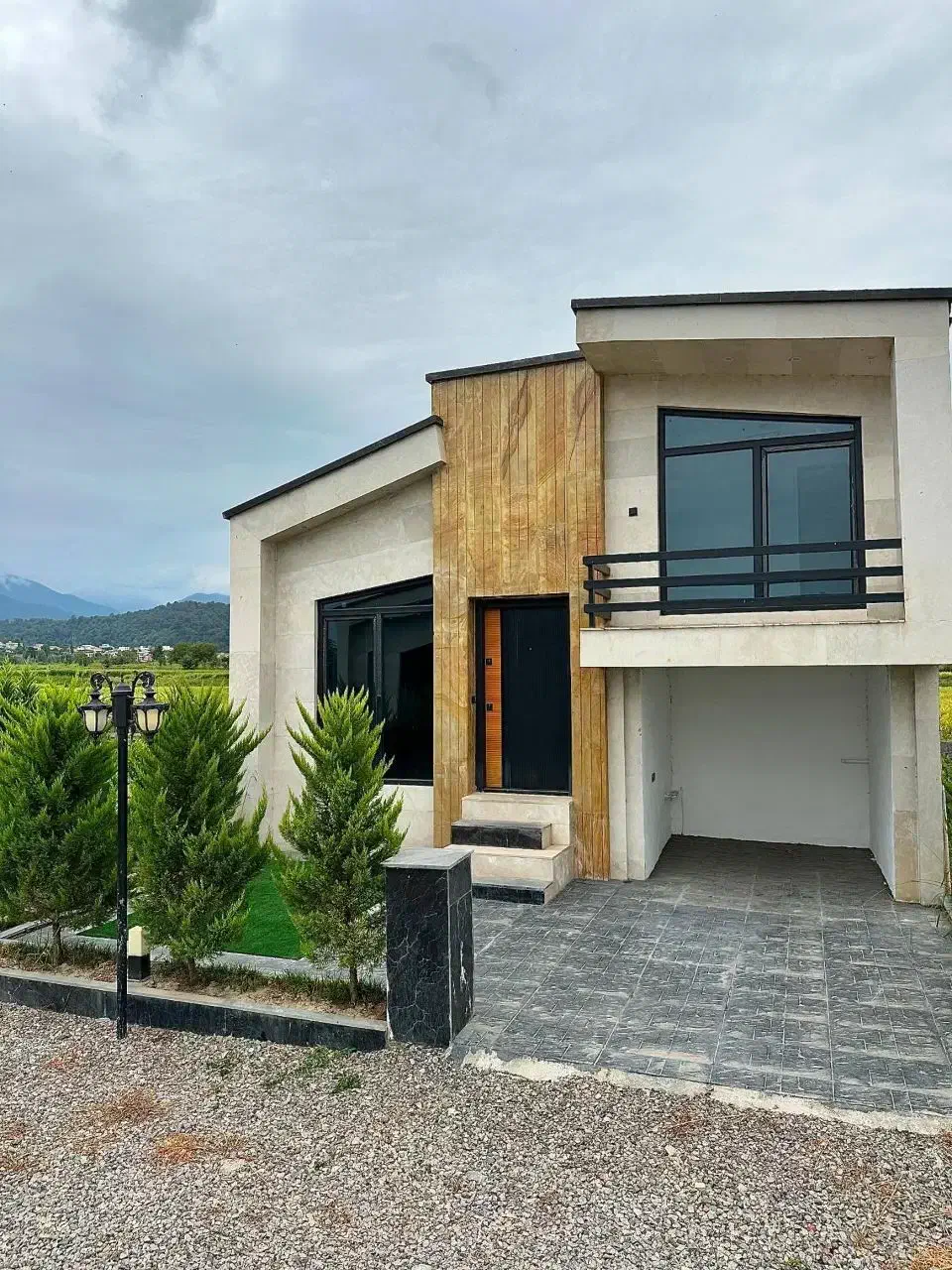 ویلا نیم پیلوت شهرکی با ویو ابدی کوهستان و جنگل|فروش خانه و ویلا|امامزاده عبدالله, |دیوار