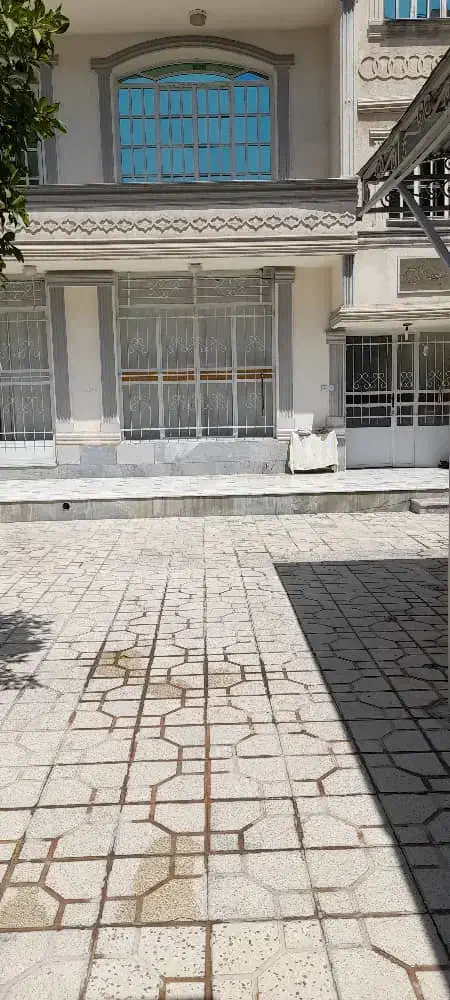رهن کامل دوخوابه ۲۰۰ متری بهاران بلوار نصر|اجارهٔ خانه و ویلا|شیراز, نصر|دیوار