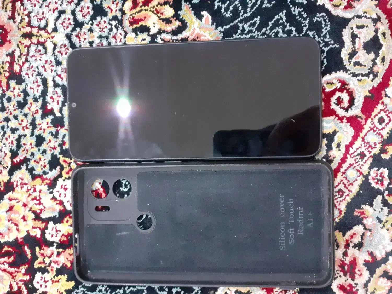 گوشی|موبایل|صومعه‌سرا, |دیوار