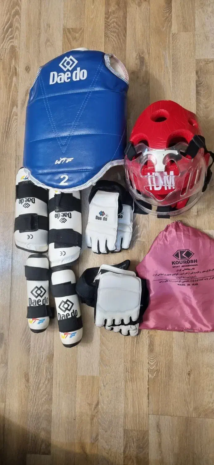 ست لباس تکواندو سایز۲|تجهیزات ورزشی|تهران, شهرک بوعلی|دیوار