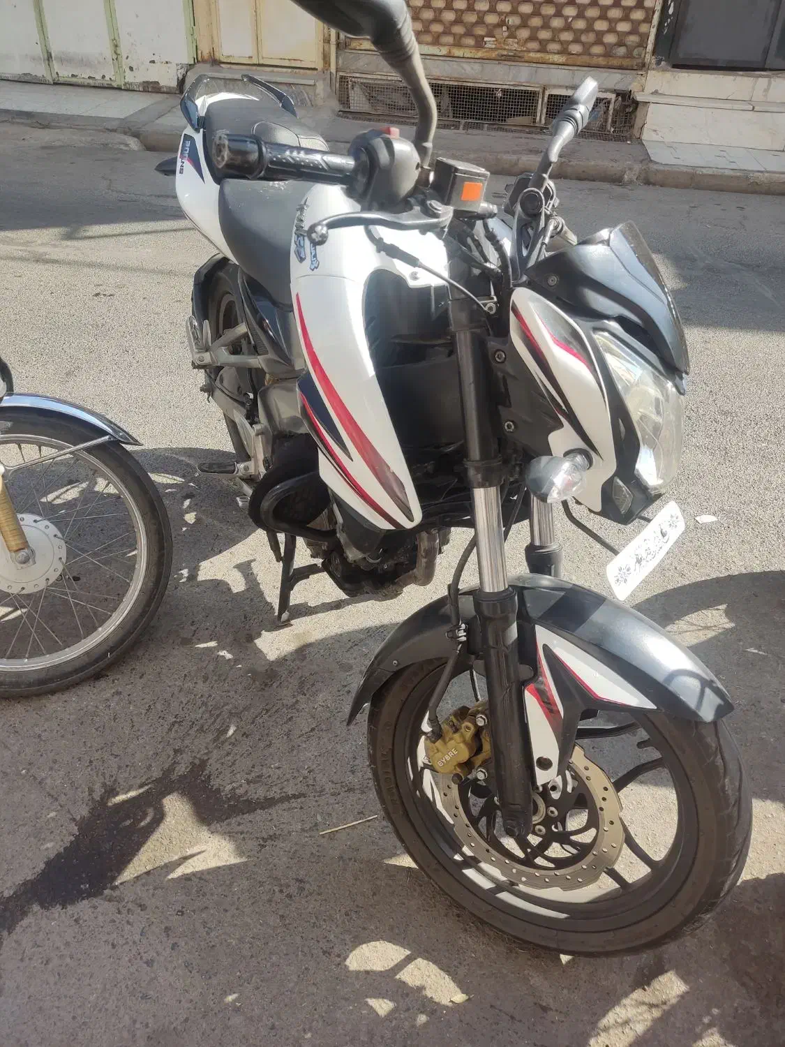 ان اس ۲۰۰|موتورسیکلت|قم, شهر قائم|دیوار