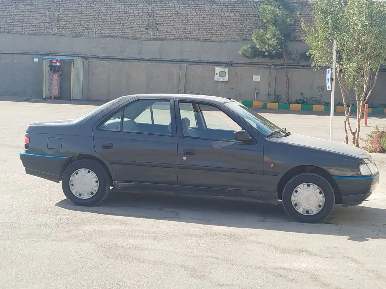 ۴۰۵ دوگانه یک گلگیر رنگ مدل ۸۴|خودرو سواری و وانت|مشهد, کوی ولیعصر|دیوار