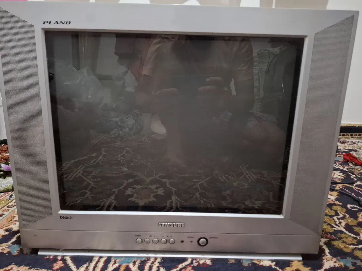تلویزیون ۲۱ اینچ سامسونگ|تلویزیون و پروژکتور|کوهسار (البرز), |دیوار